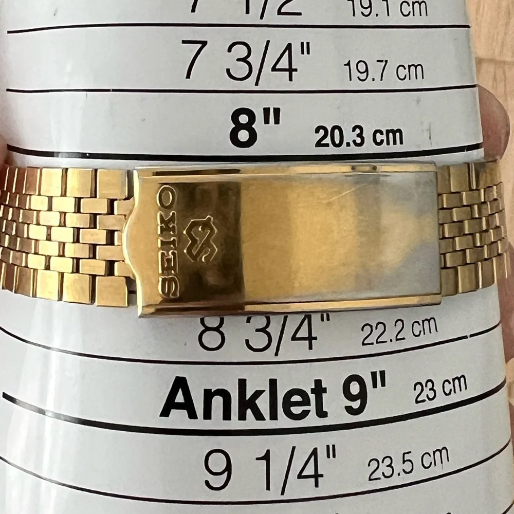 Seiko SQ Vintage Men’s Watch Gold Bracelet, Dial, Case, Day Date New Crystal